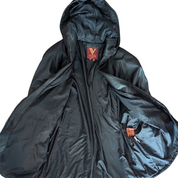 Leather Coat Vtg Venezia long black hooded leather zip front jacket  coat sz 26 - Picture 8 of 10